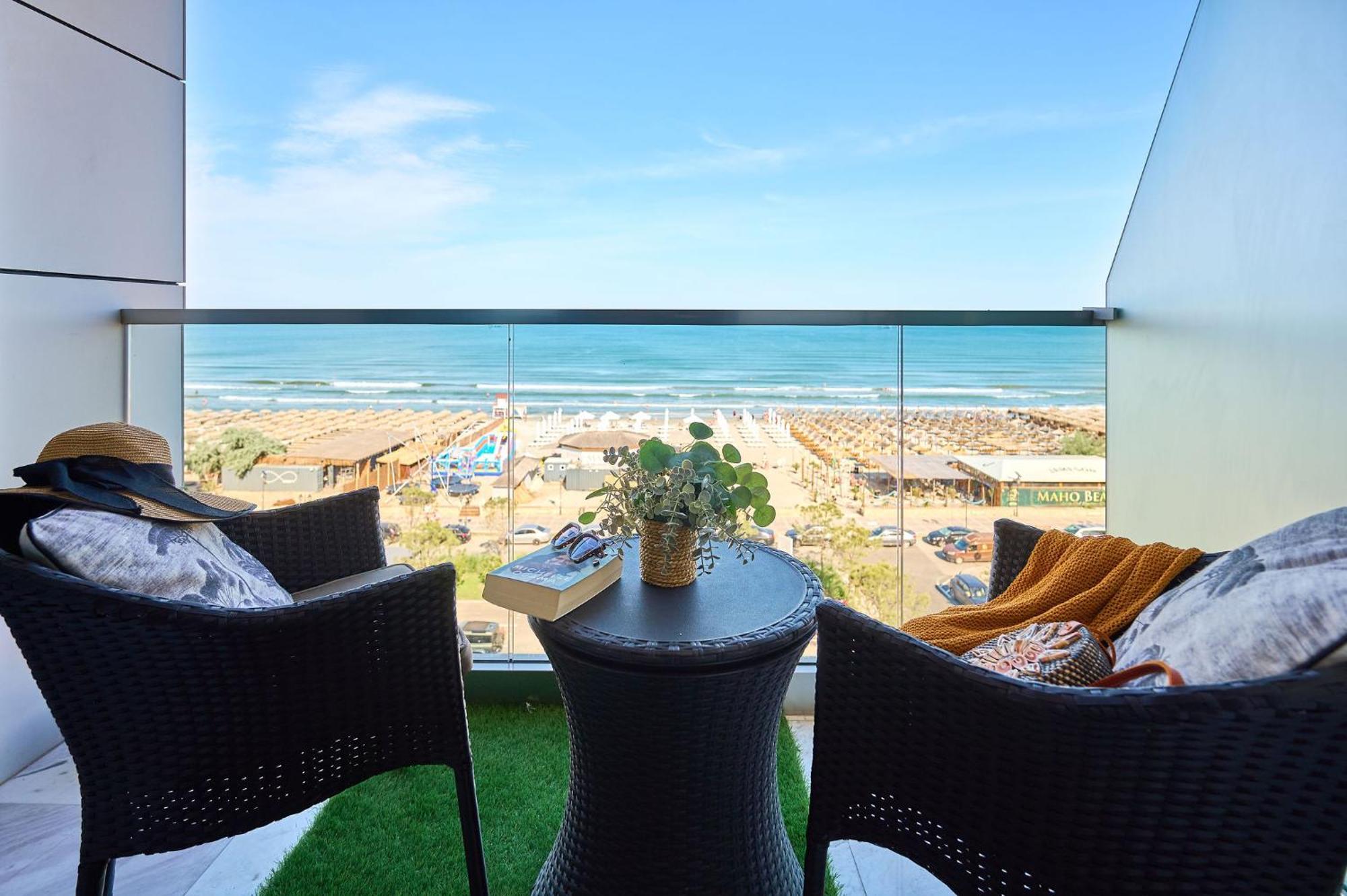 Alma Apartment In Infinity Beach Resort - Parking Mamaia Exterior foto