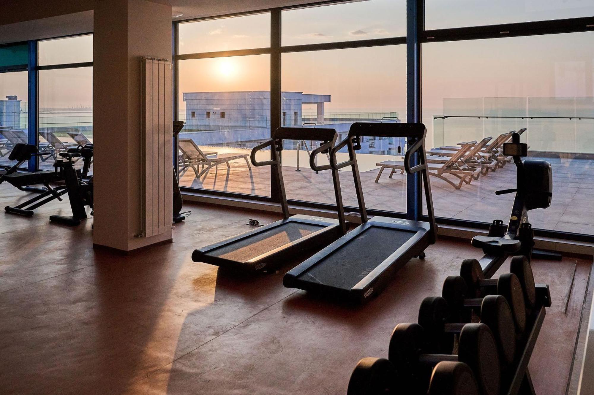 Alma Apartment In Infinity Beach Resort - Parking Mamaia Exterior foto