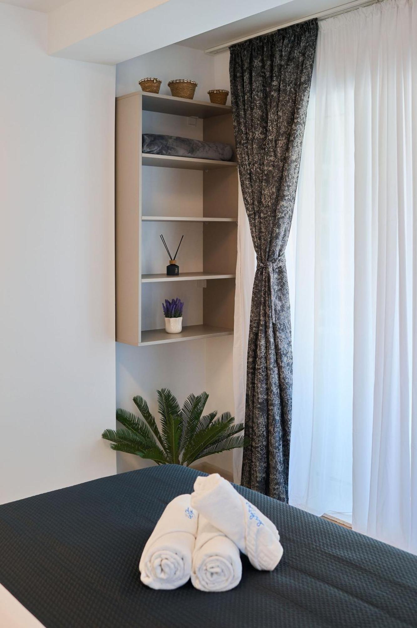 Alma Apartment In Infinity Beach Resort - Parking Mamaia Exterior foto